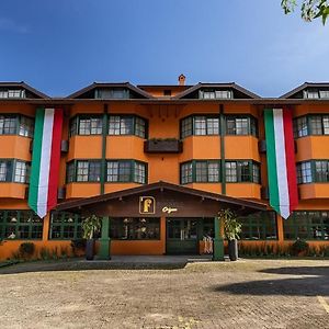 Hotel Fioreze Origem